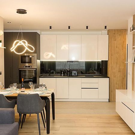 Modern Seaside Retreat 1Bd Apartments By Flat Mаnager Varna Exterior foto